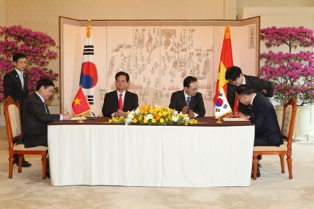 ฟอรั่ม“ความสัมพันธ์หุ้นส่วนยุทธศาสตร์สาธารณรัฐเกาหลี เวียดนามในอีก๒๐ปี